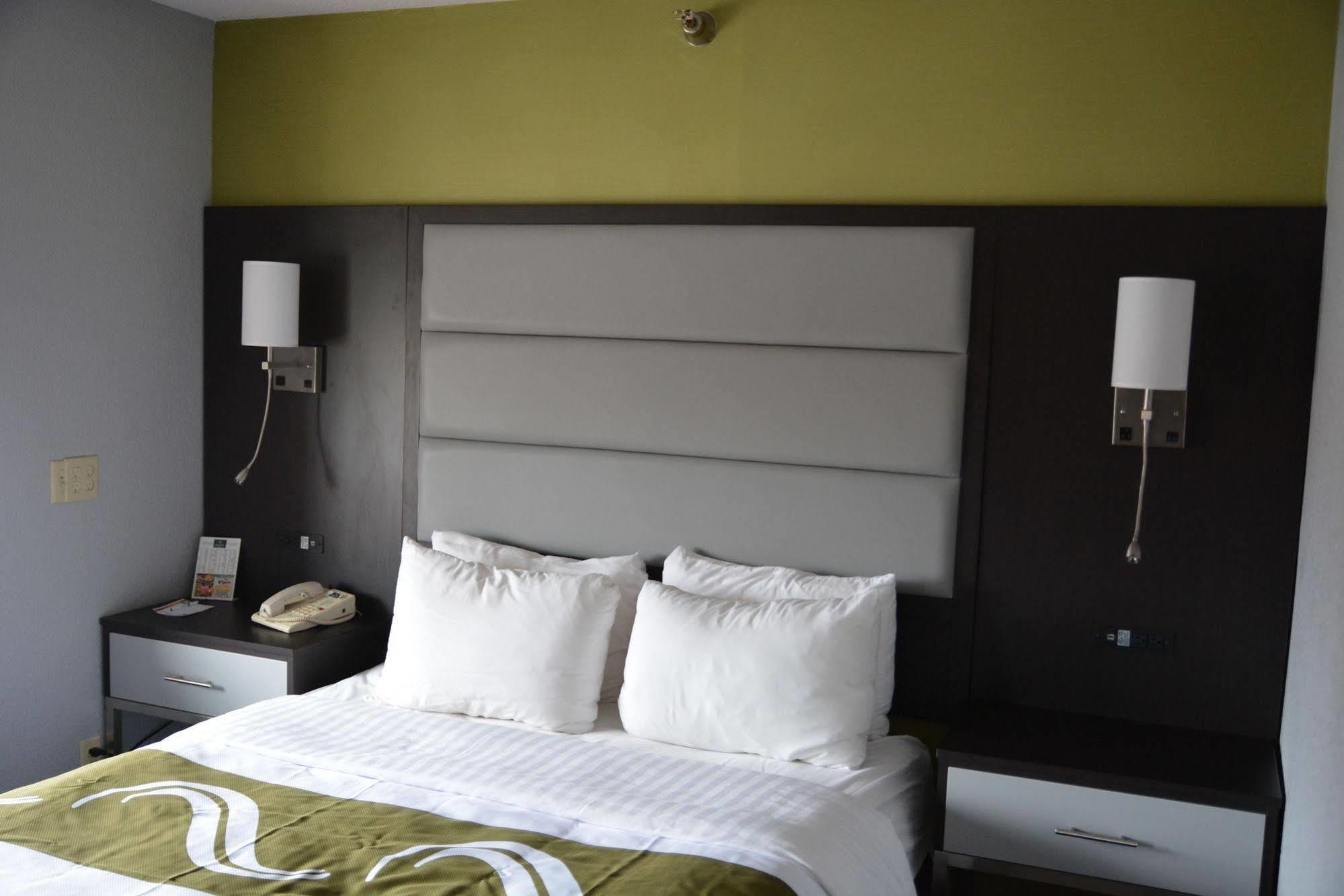 Quality Inn Grove City - Columbus South Extérieur photo